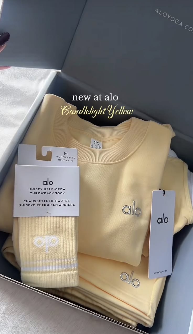 Alo Yoga premium activewear wholesale pallet warehouse