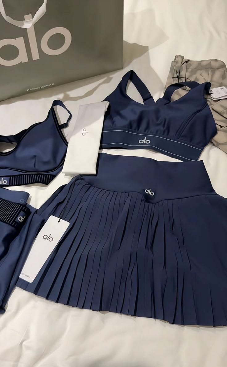 Alo Yoga premium activewear wholesale resale liquidation
